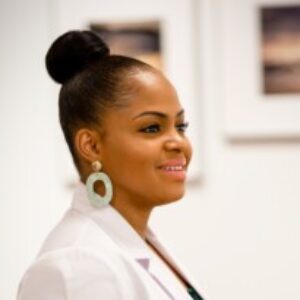 Profile photo of Dra. Camila